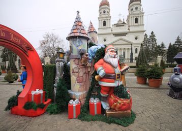 servicii publice iasi Craciun 2017 decembrie