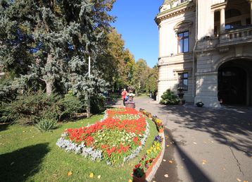 servicii publice iasi hram sf. parascheva